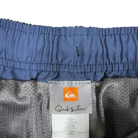 Quiksilver Navy Plaid Swim Trunks W/ Cargo Pocket Elastic Waist Size Medium - Picture 6 of 7